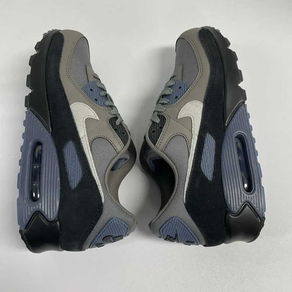 Nike Air Max 90 Smoke Grey Diffused IB6392 001 Size 9.5 Blue Black Mesh Low Top